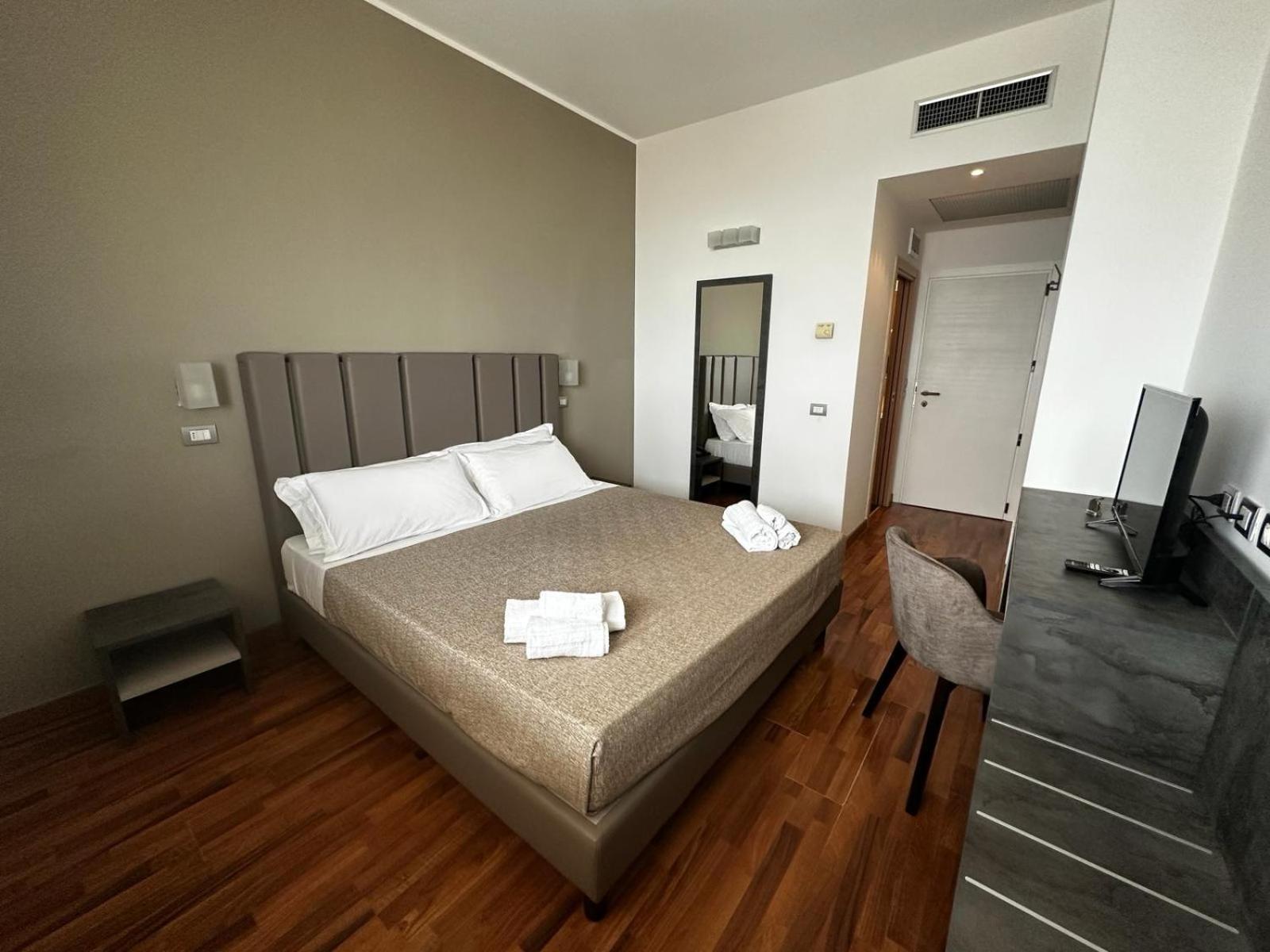 Hotel Golden Rimini Exteriör bild